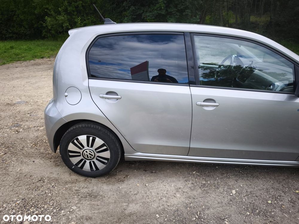 Volkswagen up! e-up - 10