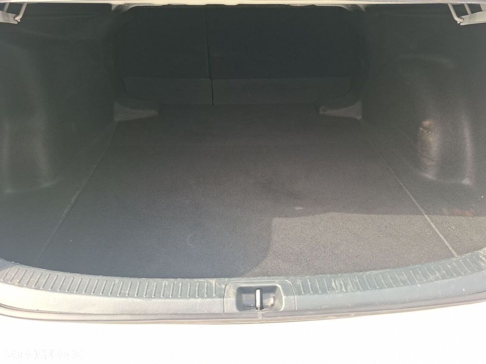 Toyota Corolla 1.8 Hybrid Comfort - 11