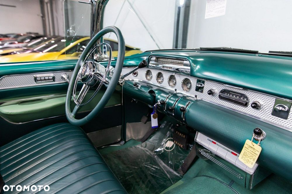 Buick Roadmaster - 30