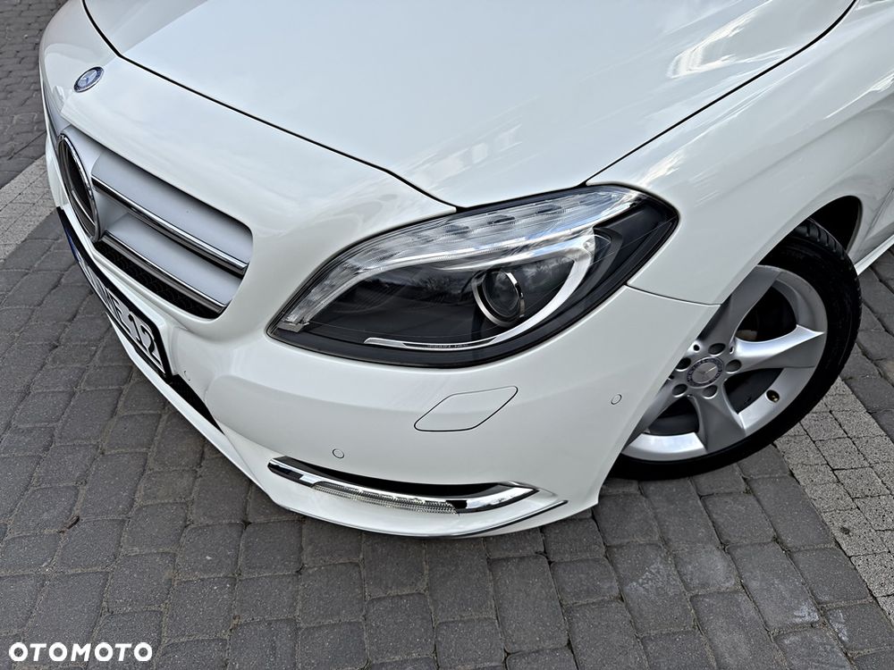 Mercedes-Benz Klasa B 200 BlueEFFICIENCY Edition 1 - 8