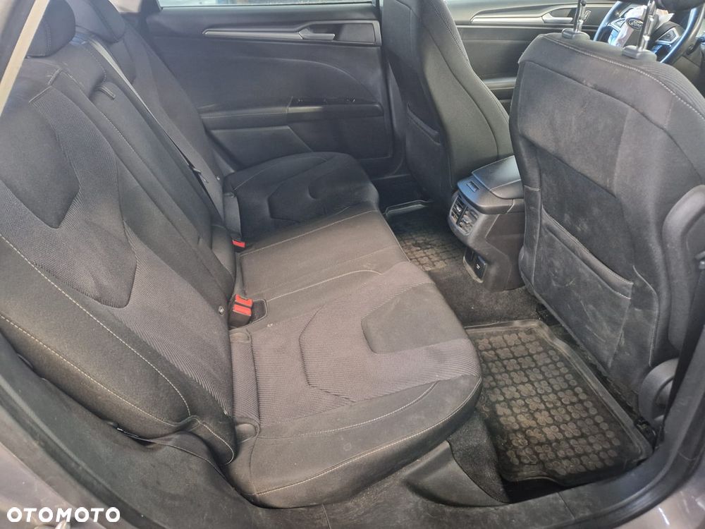 Ford Mondeo 1.5 EcoBoost Titanium - 12
