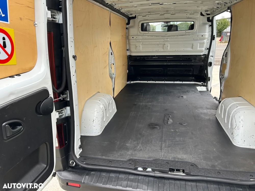 Renault Trafic - 24