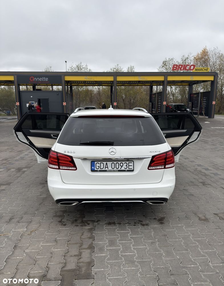 Mercedes-Benz Klasa E - 2