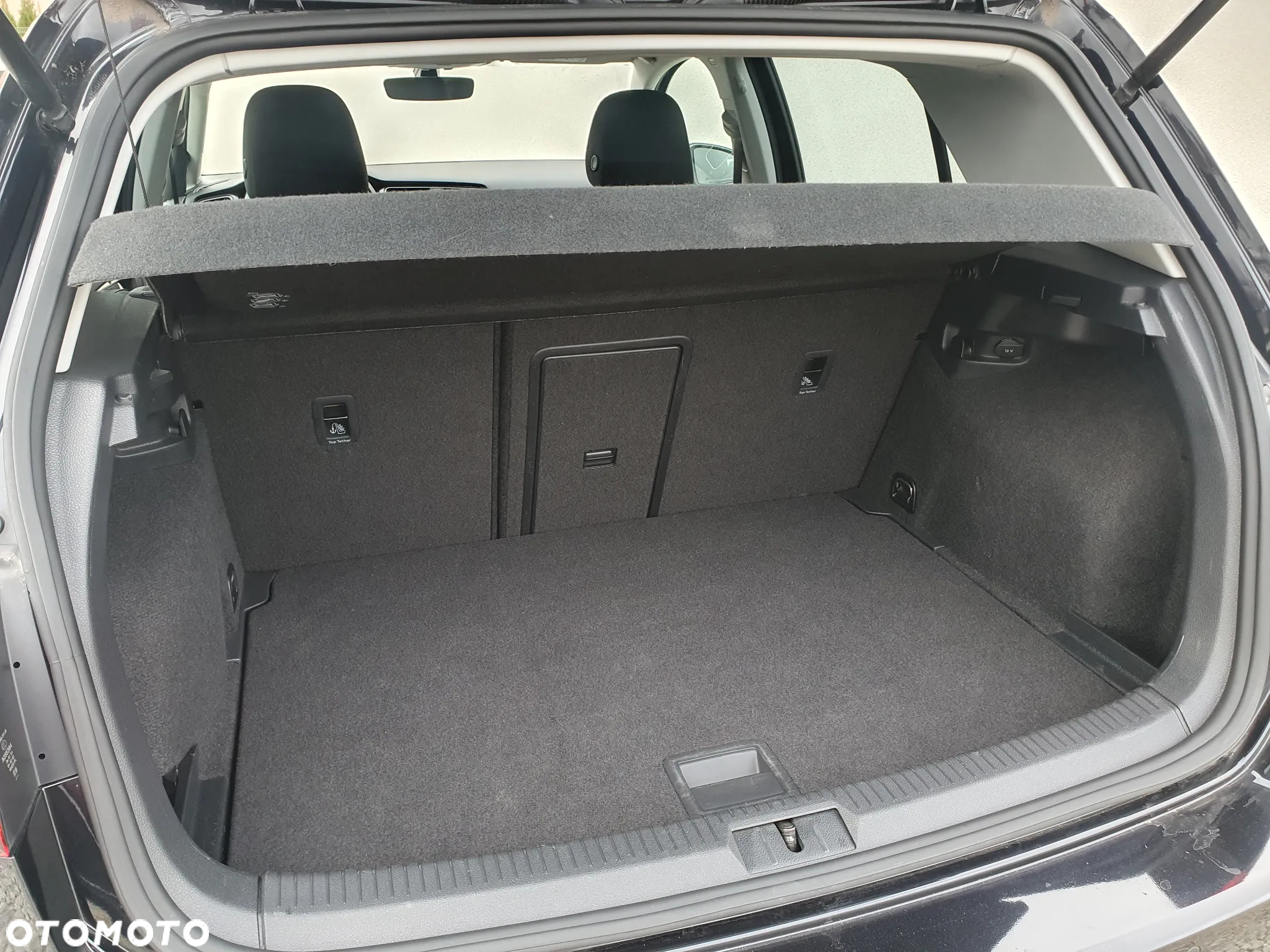 Volkswagen Golf 1.6 TDI (BlueMotion Technology) Comfortline - 13