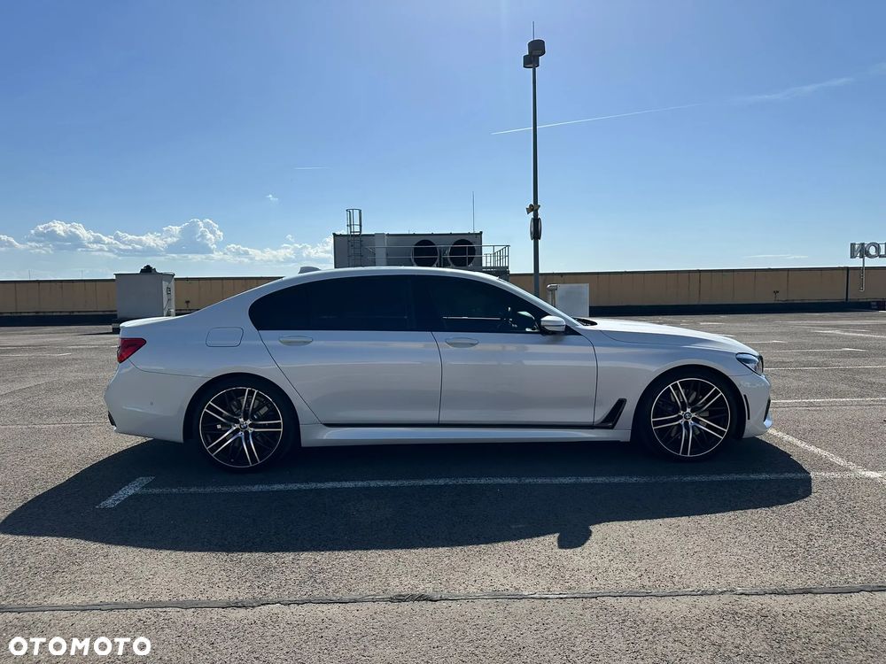 BMW Seria 7 2019 photo 4