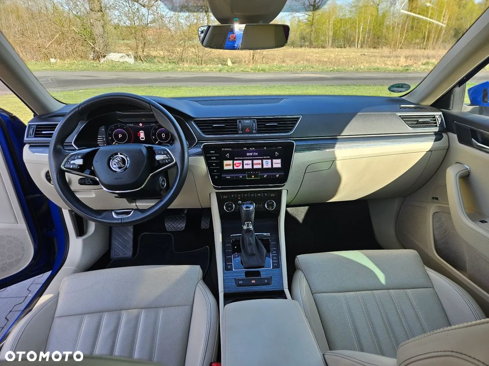 Skoda Superb 2.0 TDI DSG Premium Edition - 12