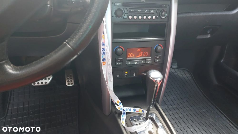 Peugeot 207 CC 120 VTi Automatik Roland Garros - 8