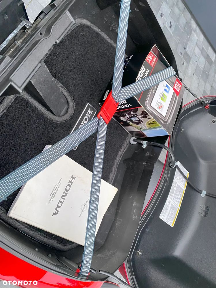 Honda ST - 40