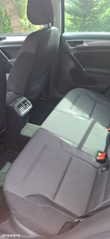 Volkswagen Golf 1.6 TDI BMT Comfortline - 11