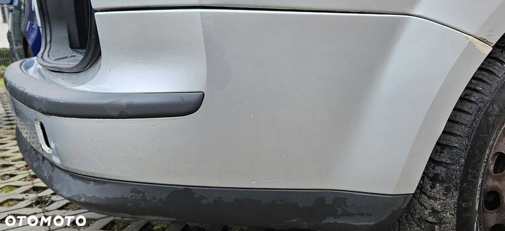 Ford Focus MK2 zderzak tył tylny kombi 03 - 4