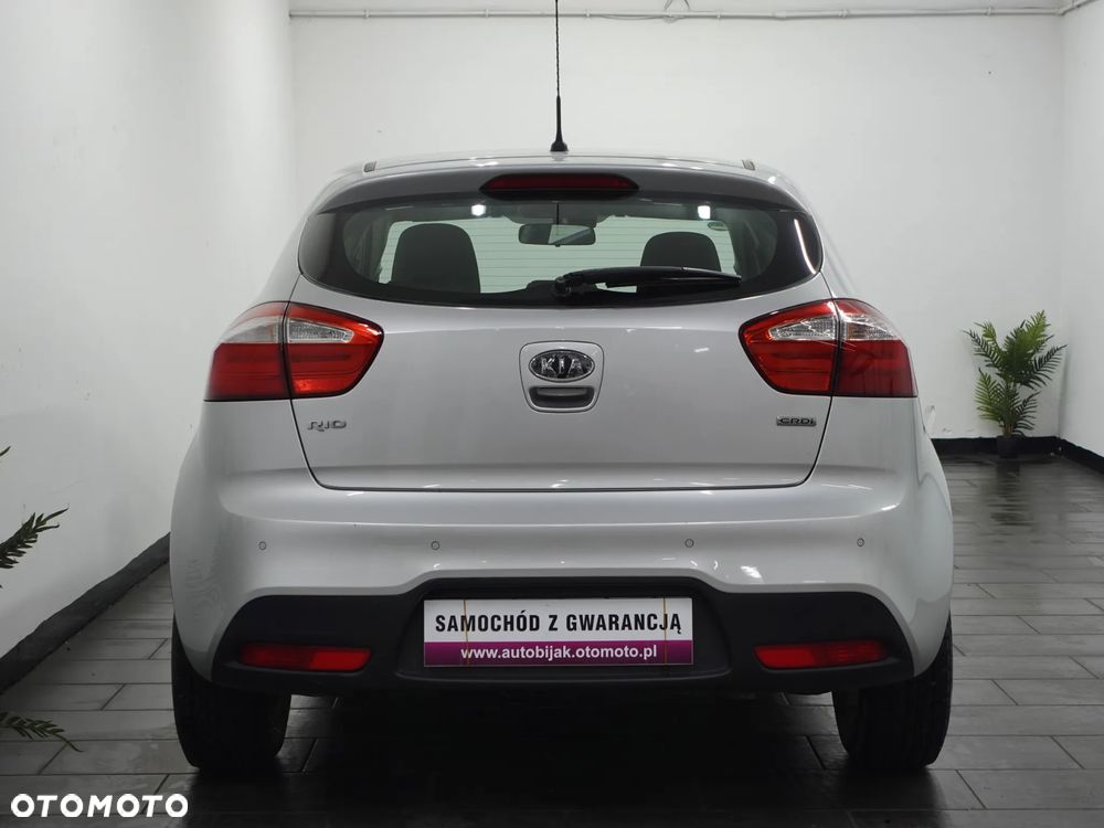 Kia Rio 1.4 CRDI Spirit - 6