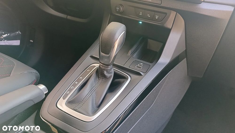 Ford Puma 1.0 EcoBoost mHEV ST-Line X DCT - 20