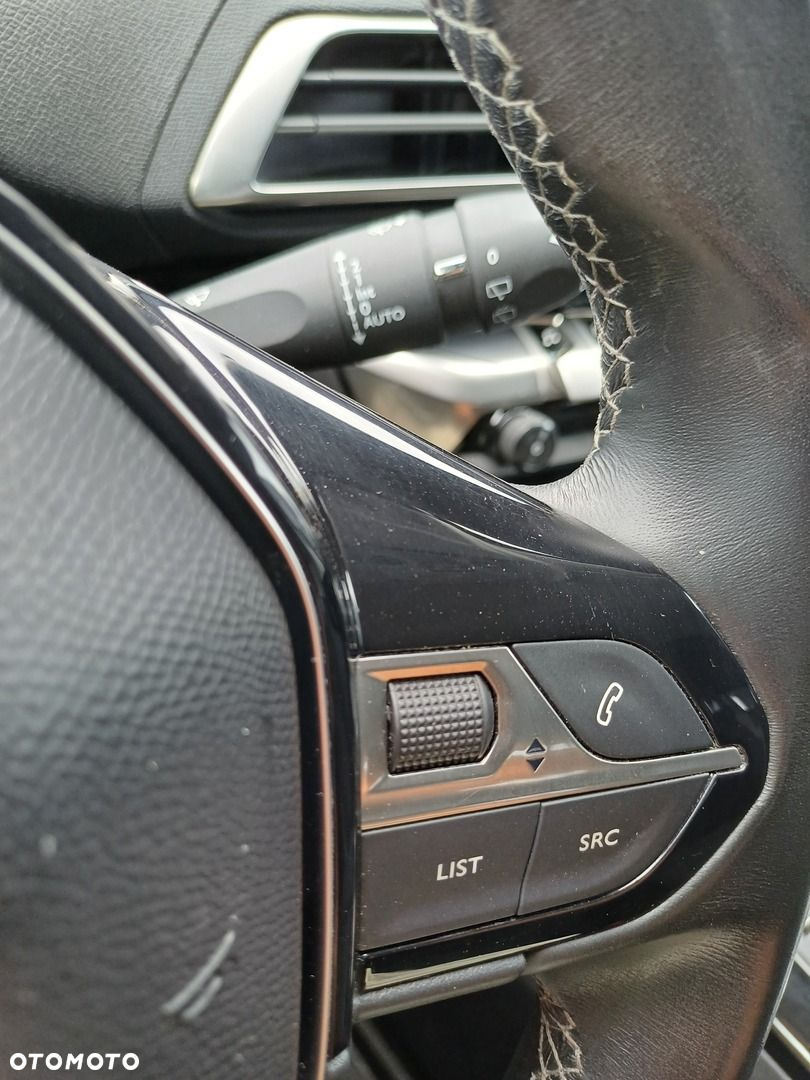 Peugeot 3008 - 27