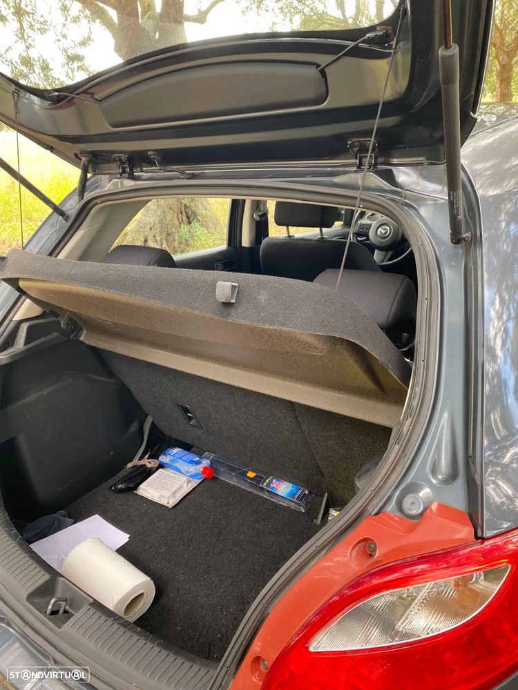 Mazda 2 1.3 MZR Exclusive - 5