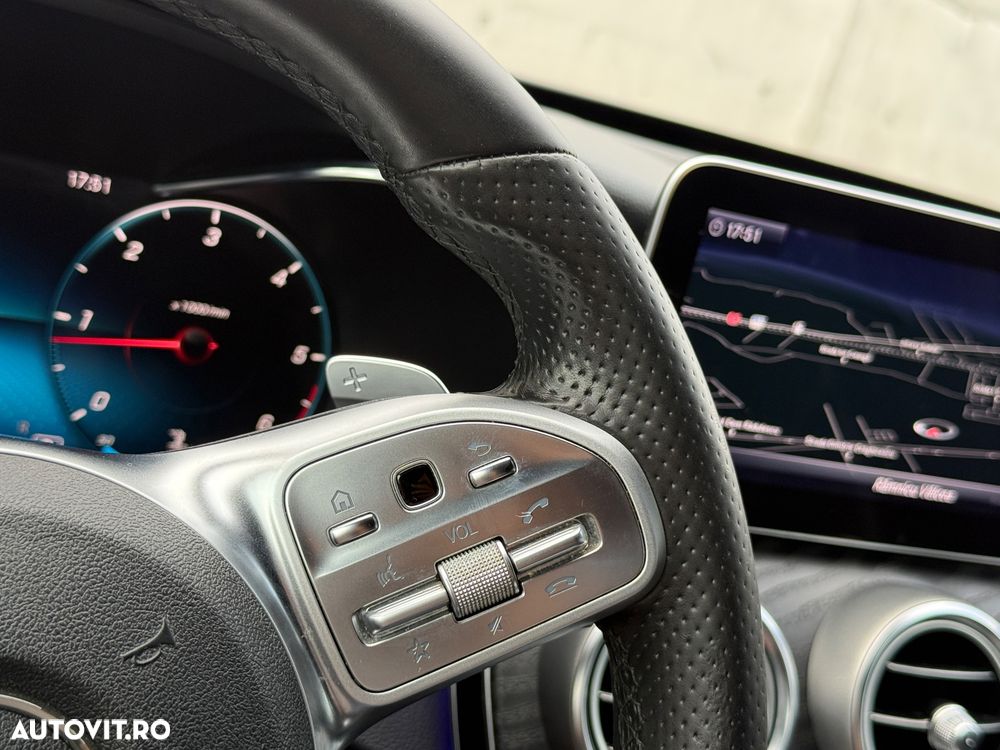 Mercedes-Benz C 220 d 4Matic 9G-TRONIC AMG Line - 24