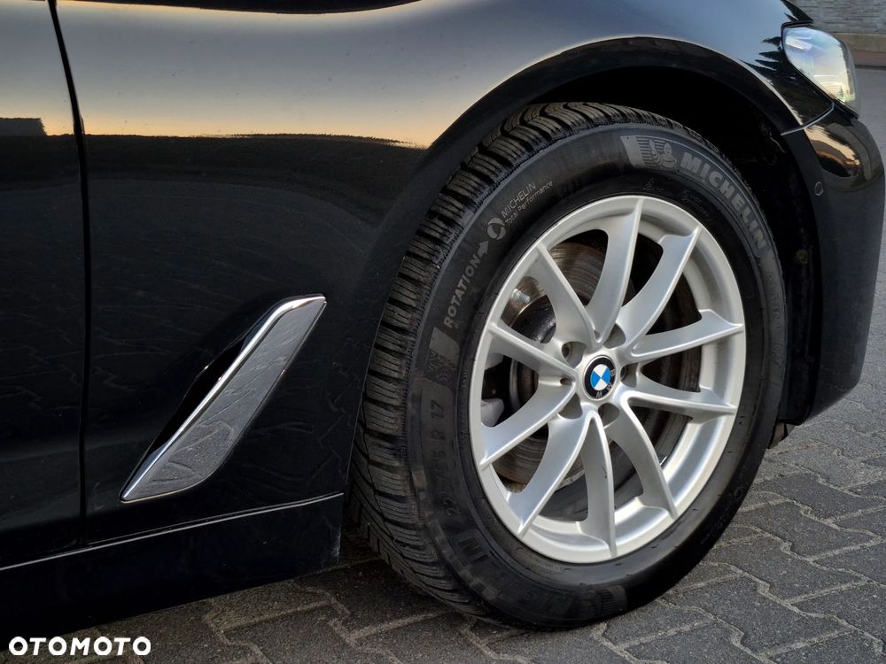 BMW Seria 5 518d Modern Line - 28