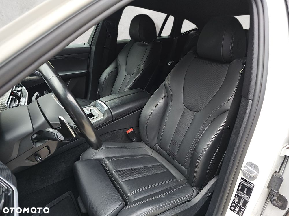 BMW X6 - 13