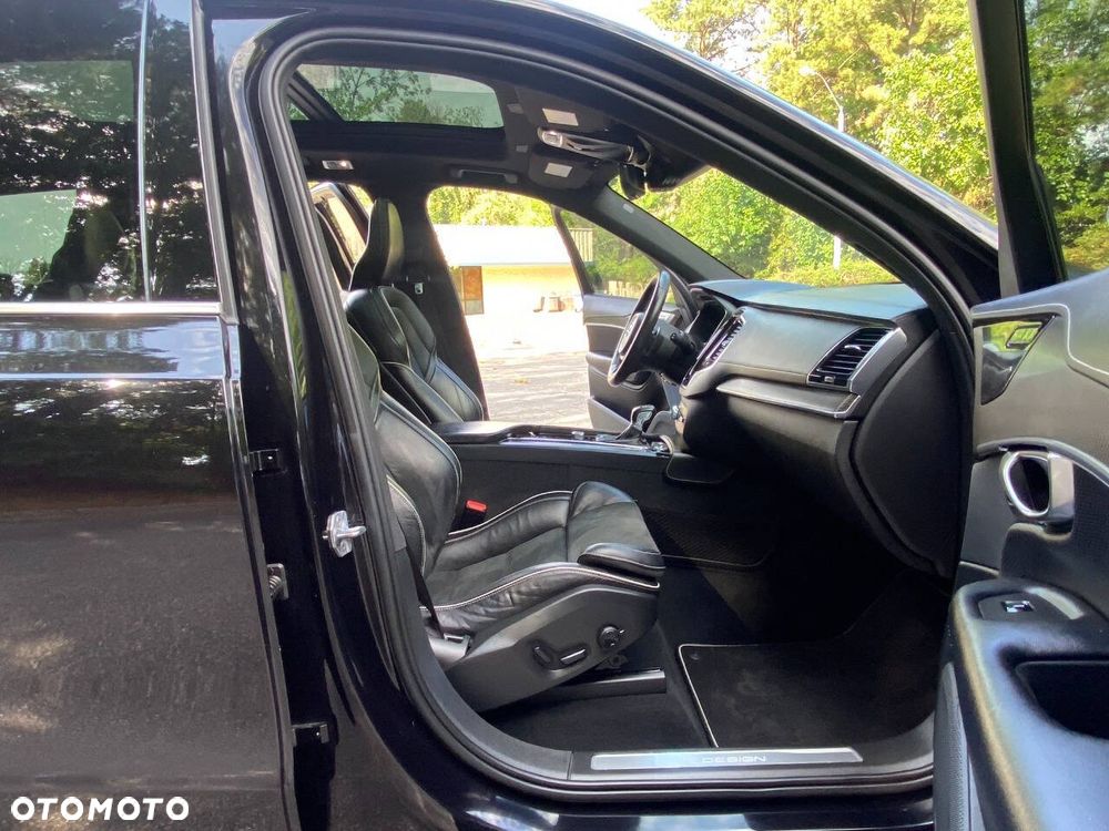 Volvo XC 90 T5 GPF AWD R-Design 7os - 34