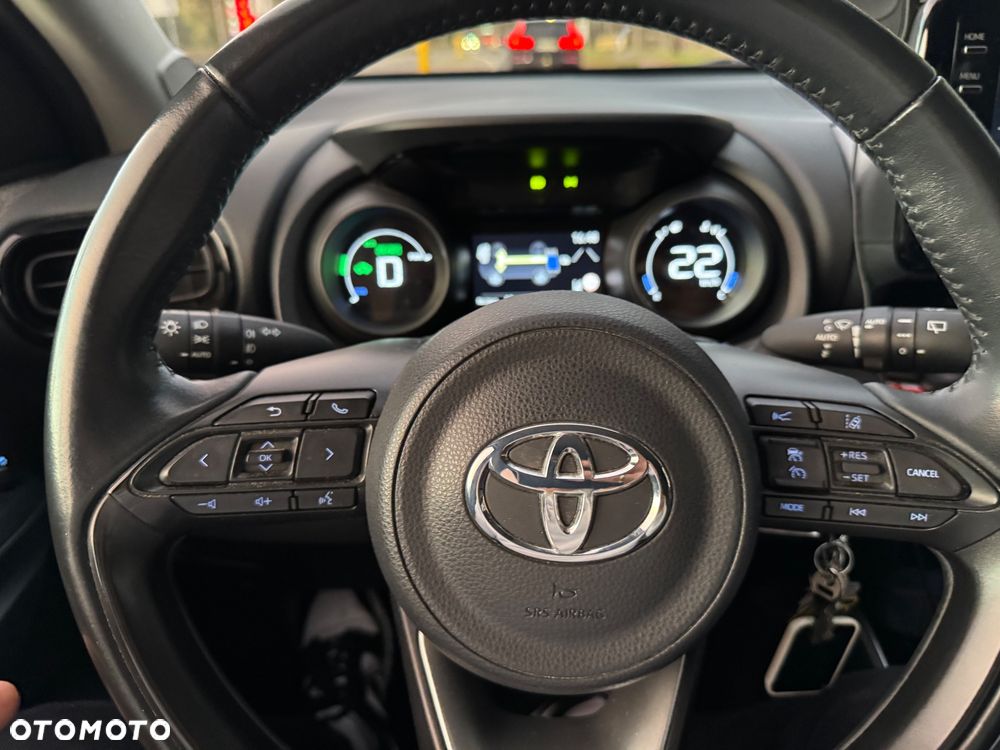 Toyota Yaris - 10