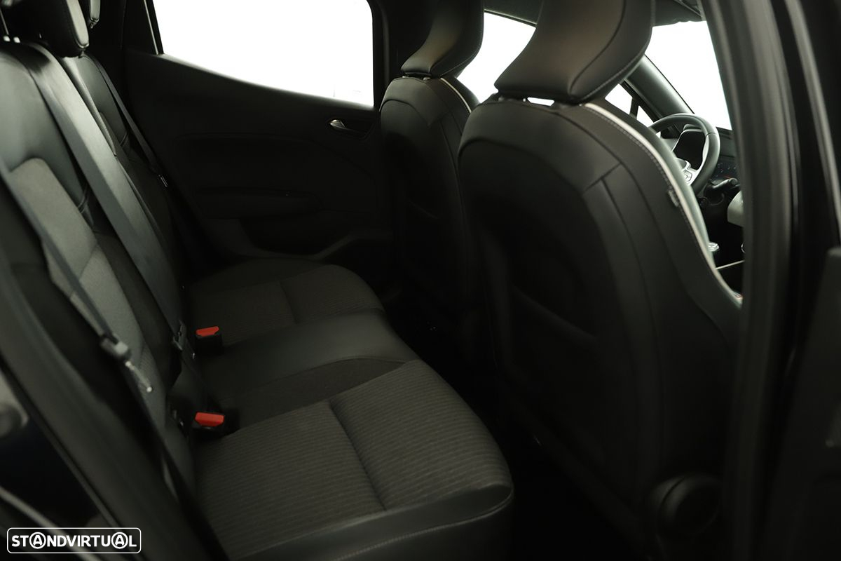 Renault Clio 1.0 TCe Techno Bi-Fuel - 24