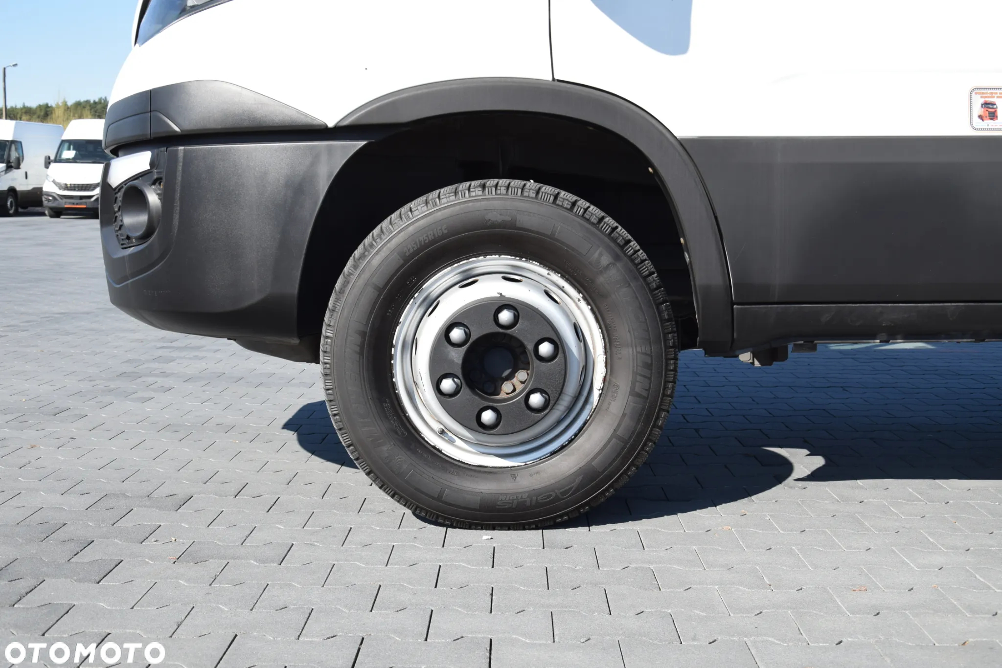 Iveco DAILY 70C18 / 3.0 - 180 KM / AUTOMAT HI-MATIC / 3 OSOBY / CHŁODNIA - MROŹNIA 4,55 M / AGREGAD FRIGOBLOCK / WINDA SORENSEN / KLIMA / TEMPOMAT / KAMERA COFANIA / REGULOWANE ZAWIESZENIE / SERWISOWANY / SPROWADZONY Z NIEMIEC - 12