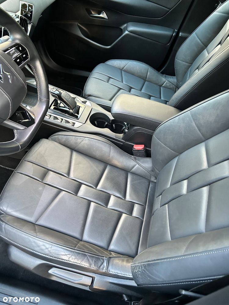 DS Automobiles DS 3 Crossback Crossback PERFORMANCE LINE + - 29