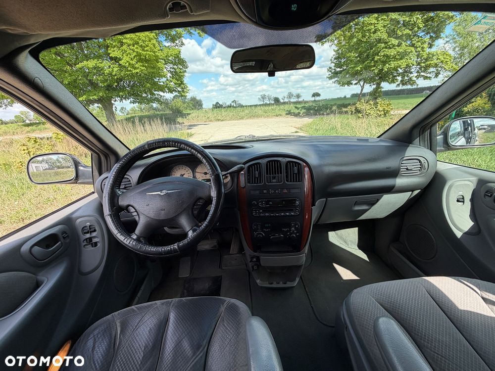 Chrysler Voyager 2.8 CRD LX - 7