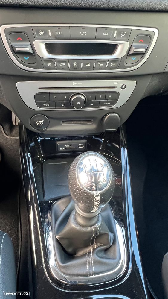 Renault Mégane Sport Tourer 1.5 dCi Bose Edition SS - 13