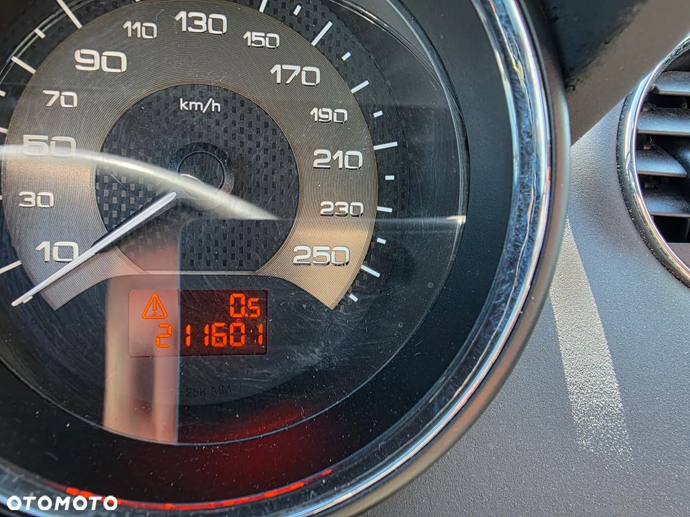 Peugeot RCZ 1.6 200 THP Onyx - 19