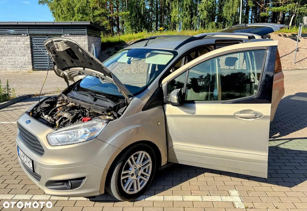 Ford Tourneo Courier 1.5 TDCi Titanium - 16