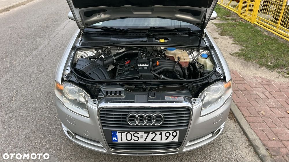 Audi A4 Limousine - 32