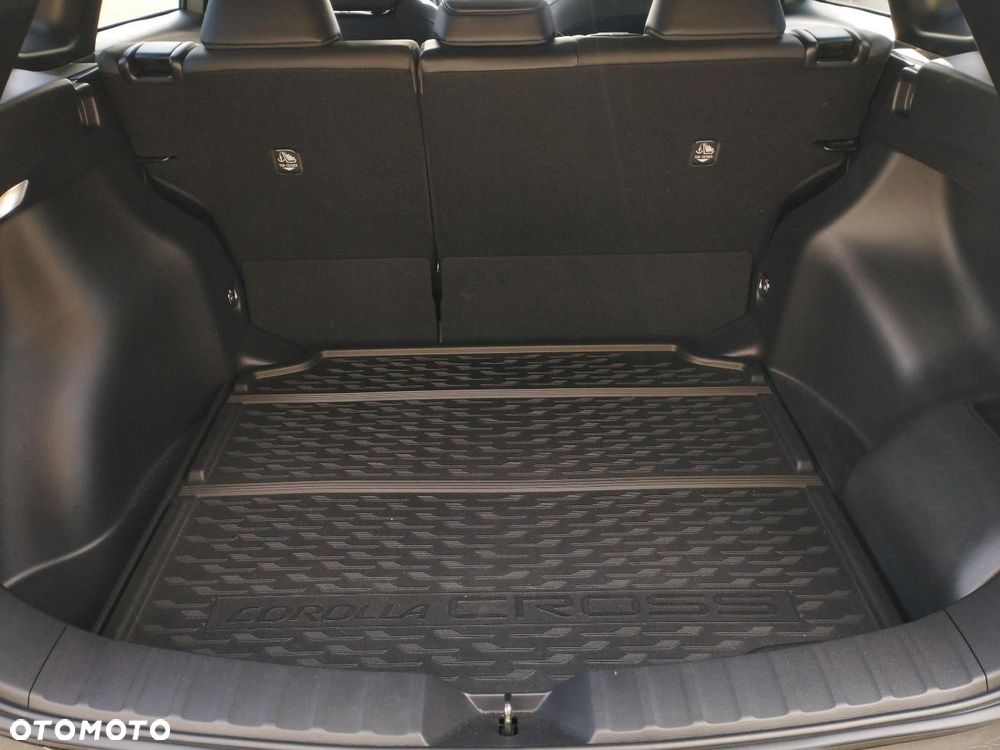 Toyota Corolla Cross - 9