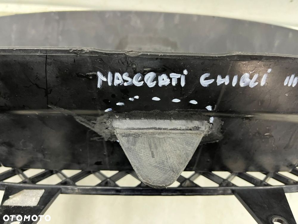 Osłona chłodnicy Maserati Ghibli 13-24r. kierownica powietrza pasa przedniego wlot atrapy kratka - 9