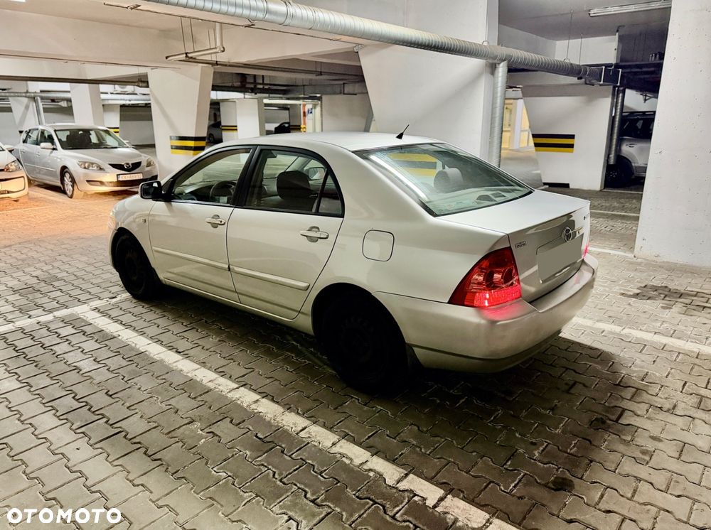 Toyota Corolla 1.6 VVT-i Terra - 3