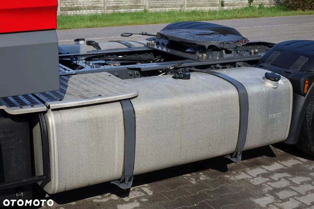 DAF XF 480 FT/ SUPER SPACE CAB / MEGA / LOW DECK / AUTOMAT / EURO 6 / LODÓWKA / DWA ZBIORNIKI / SALON POLSKA - 13