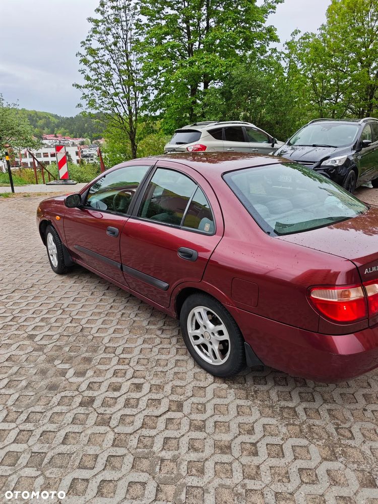 Nissan Almera - 2