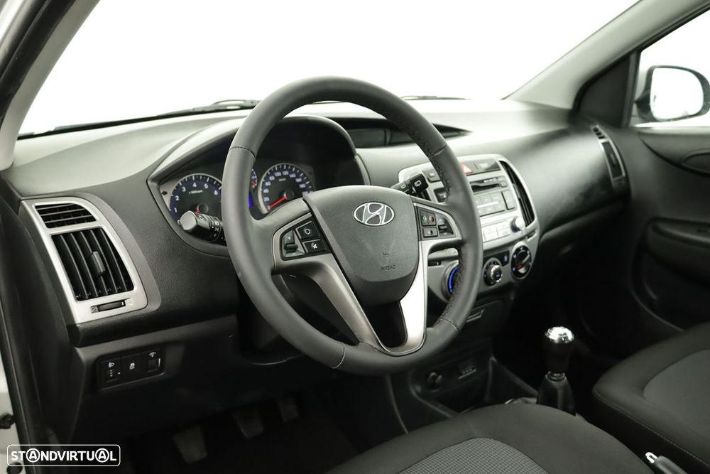 Hyundai i20 1.2 Blue Comfort+Pack Look+JLL16 - 6