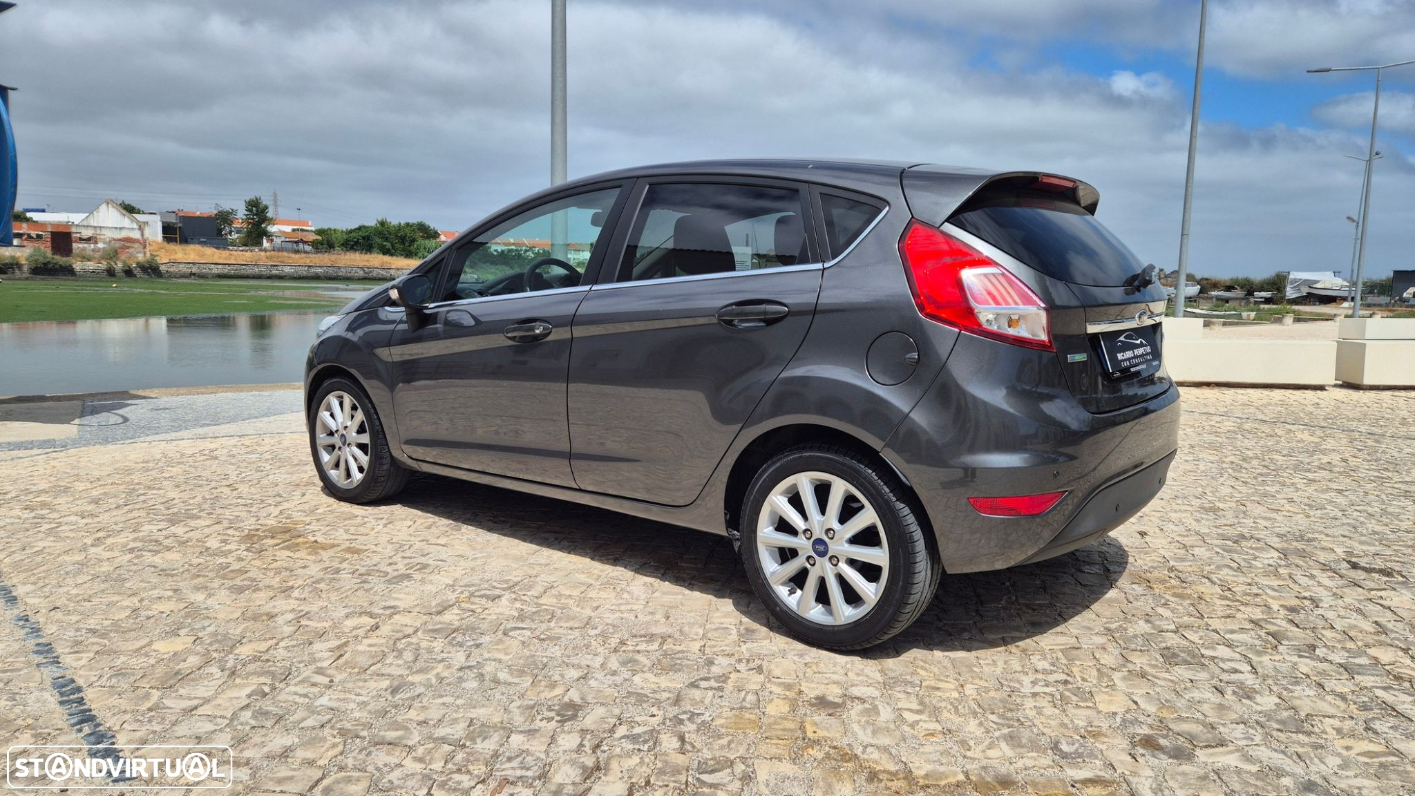Ford Fiesta 1.0 T EcoBoost Titanium - 6
