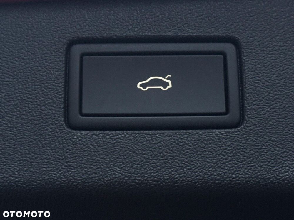 Volkswagen Tiguan - 38