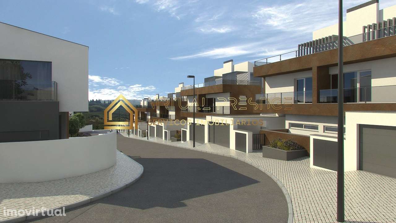 Moradia em Banda T4+1 - Pera - Nova - Garagem - Grande imagem: 3/29