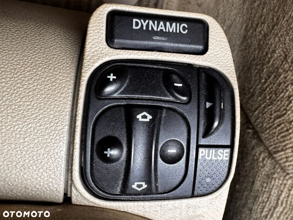 Mercedes-Benz CLS 500 7G-TRONIC - 17