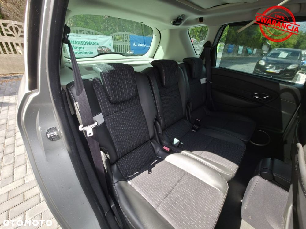 Renault Scenic dCi 110 EDC Paris - 22