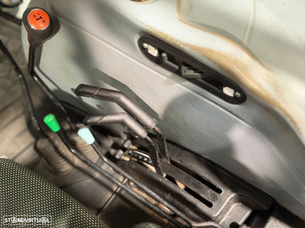 New Holland TD5050 Cabine AC 4RM - 11