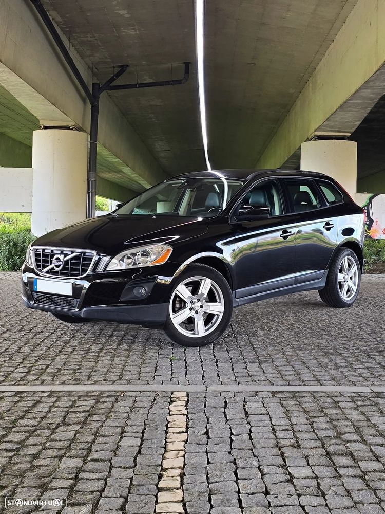 Volvo XC 60 2.4D AWD Aut. Summum - 1