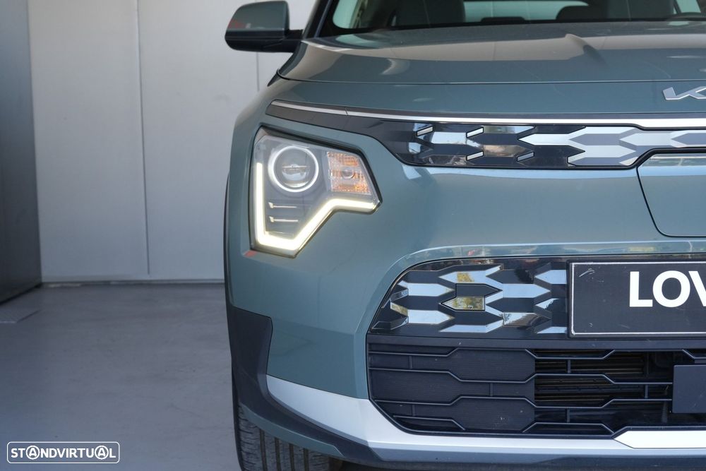 Kia Niro EV 64kWh Drive - 28