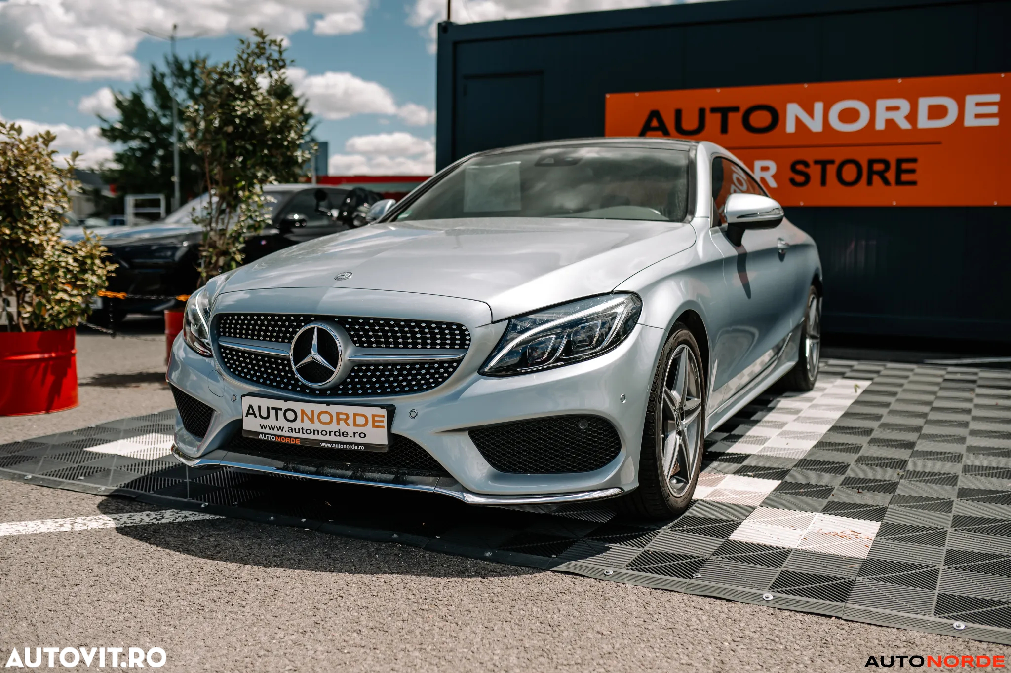 Mercedes-Benz C 250 Coupe 7G-TRONIC AMG Line - 3