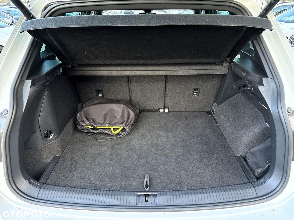 Volkswagen Tiguan 1.4 eHybrid R-Line DSG - 34