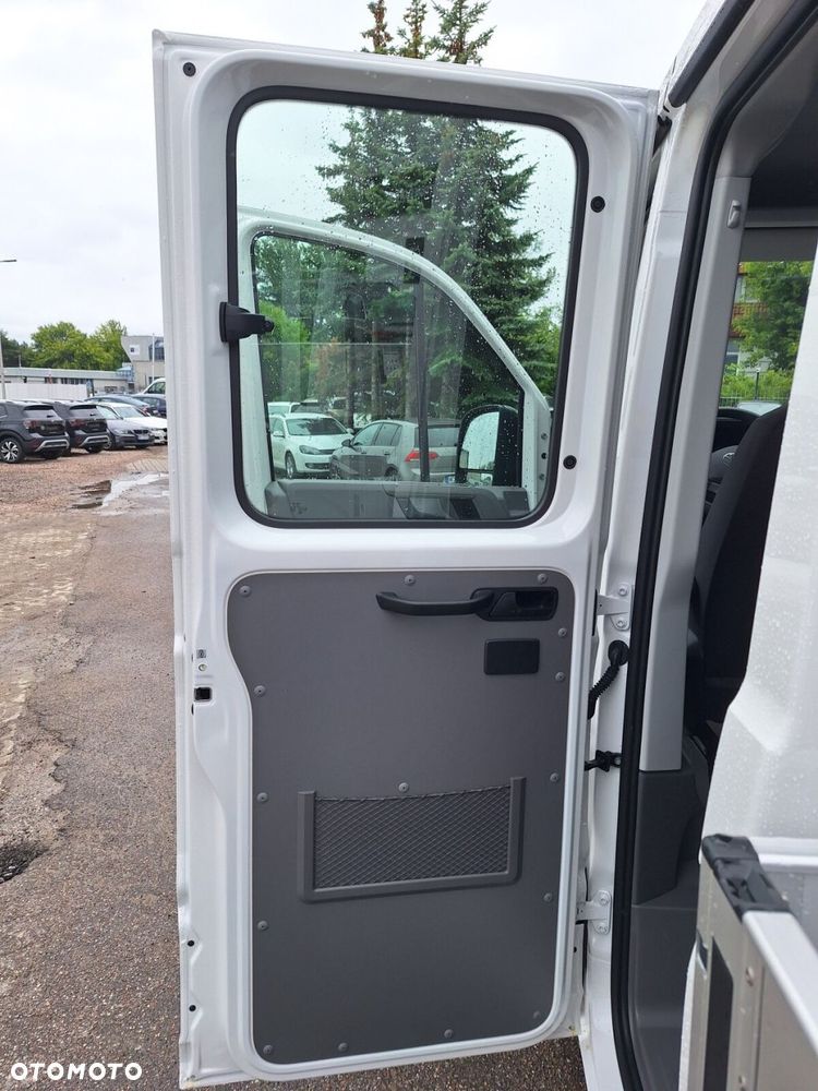 Volkswagen Crafter - 23