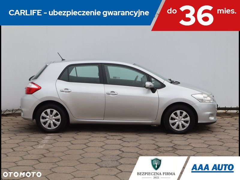 Toyota Auris - 7