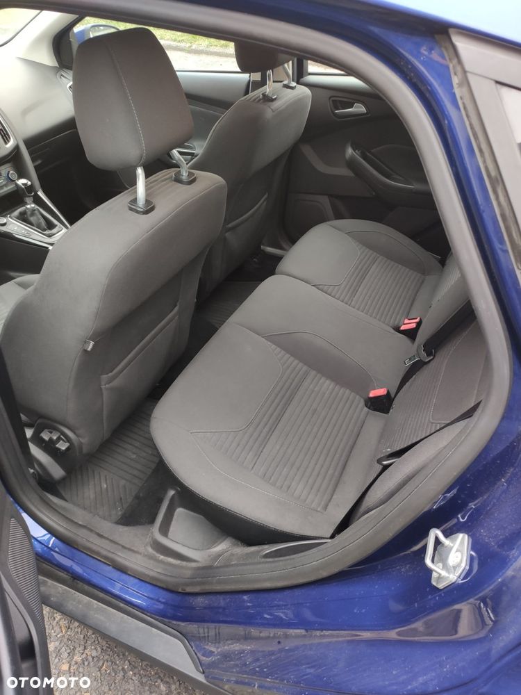 Ford Focus 1.5 EcoBoost STart-Stopp-System TITANIUM - 5